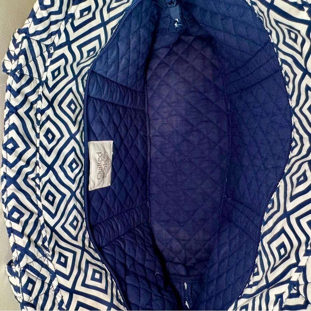 Quilted Koala Oversized Blue geometric Print Quilted Tote Double‎ Straps
